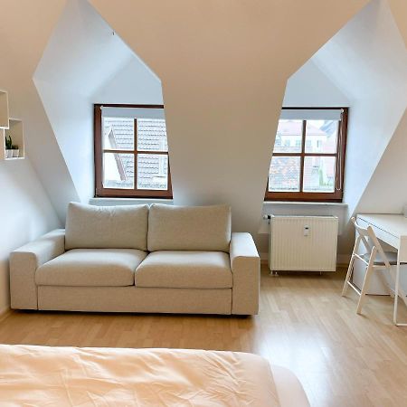 Nami - Robin - Helle Apartments Mitten In Der Stadt メミンゲン エクステリア 写真
