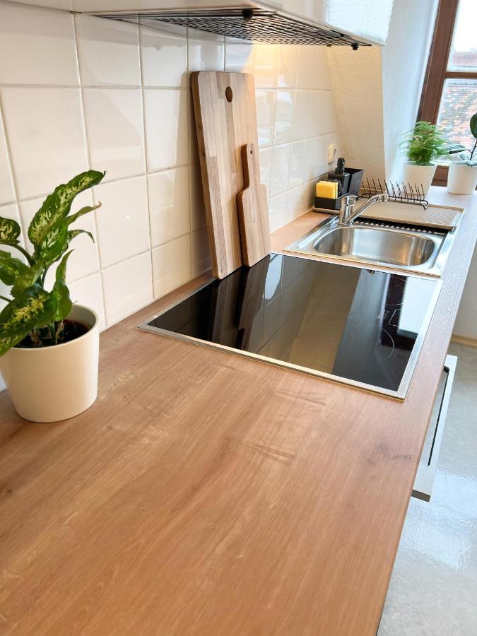 Nami - Robin - Helle Apartments Mitten In Der Stadt メミンゲン エクステリア 写真